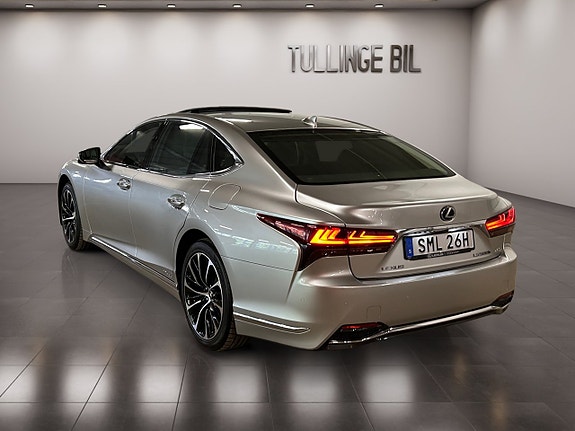 Lexus LS500h 3 of 30