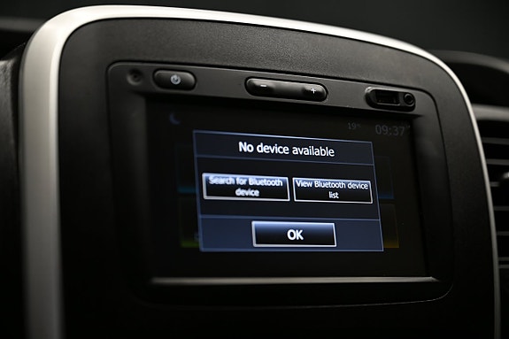 Nissan NV300 28 of 30