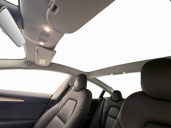 Tesla Model 3 18 of 30