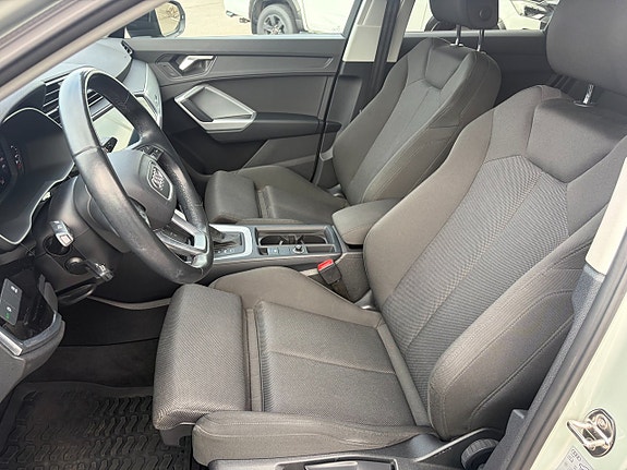 Audi Q3 8 of 14