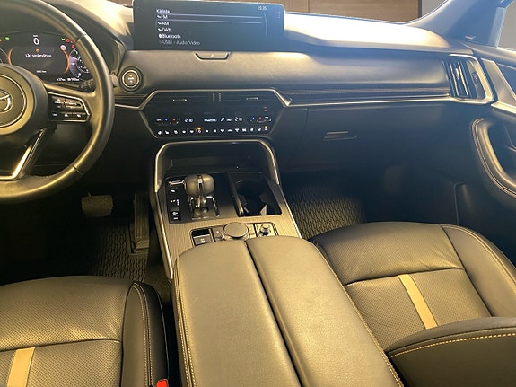 Mazda CX-80 12 of 15