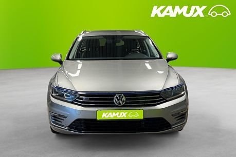 Volkswagen Passat 6 of 23