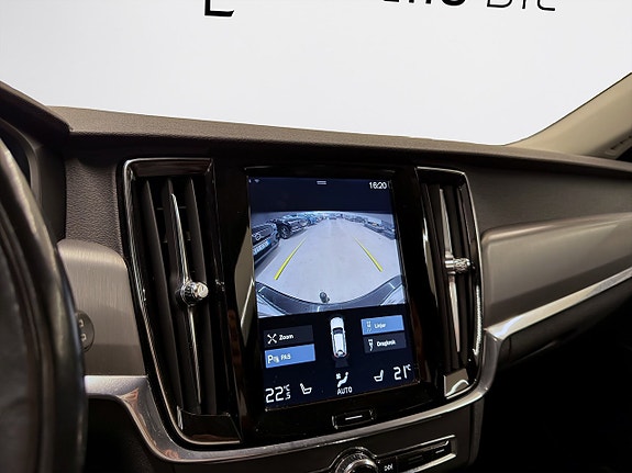 Volvo V90 Cross Country 17 of 17