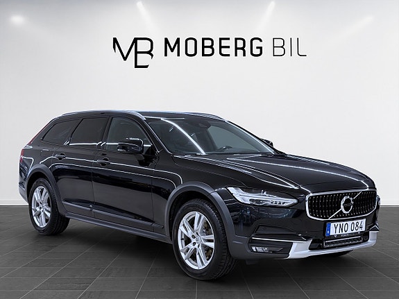 Volvo V90 Cross Country 6 of 17