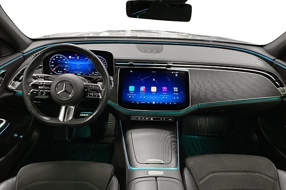 Mercedes-Benz E300 9 of 18