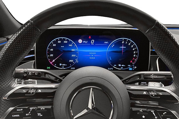 Mercedes-Benz E300 6 of 18