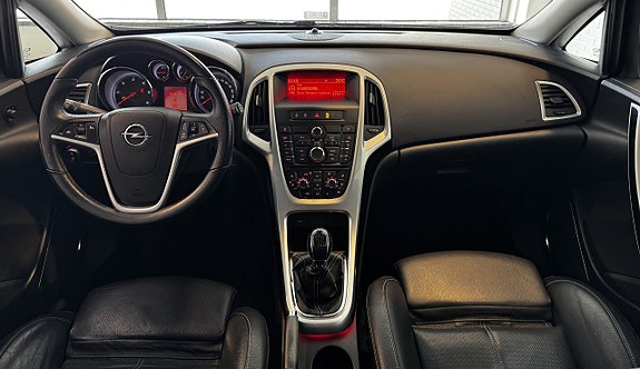 Opel Astra 14 of 14