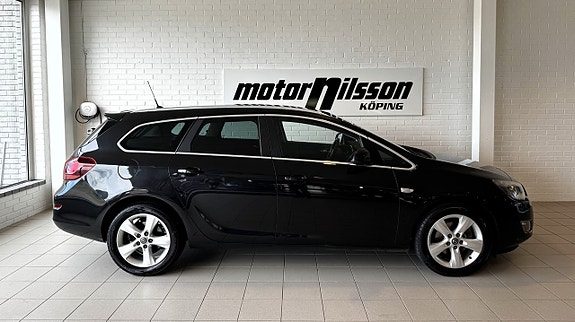Opel Astra 2 of 14