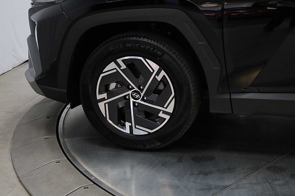 Hyundai Tucson 6 of 28