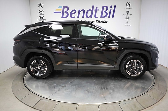 Hyundai Tucson 17 of 28
