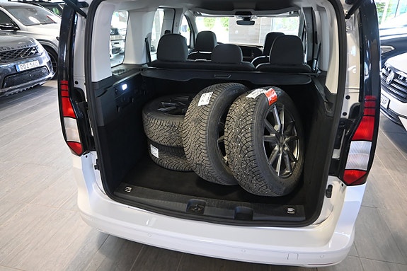 Volkswagen Caddy 14 of 23