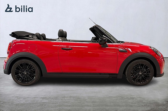 MINI Cooper 15 of 17