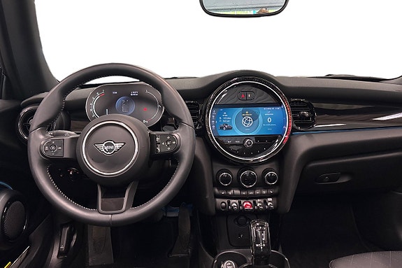 MINI Cooper 8 of 17