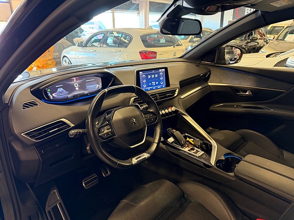 Peugeot 3008 11 of 26