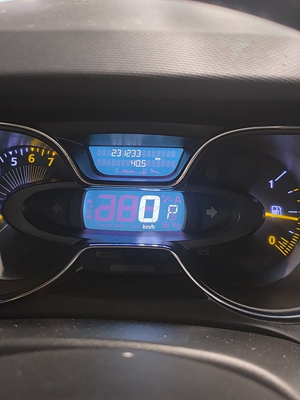 Renault Captur 11 of 12