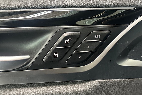 BMW iX3 15 of 19