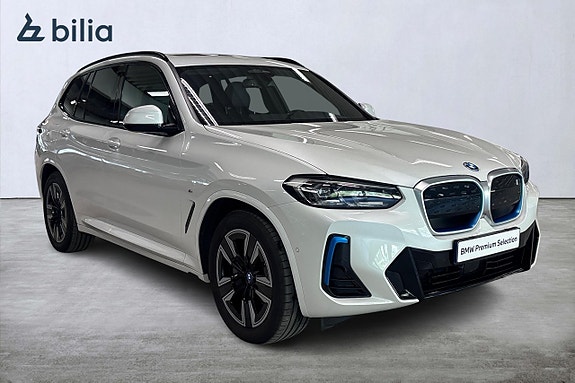 BMW iX3 19 of 19