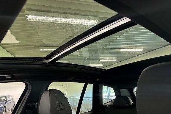 BMW iX3 14 of 19