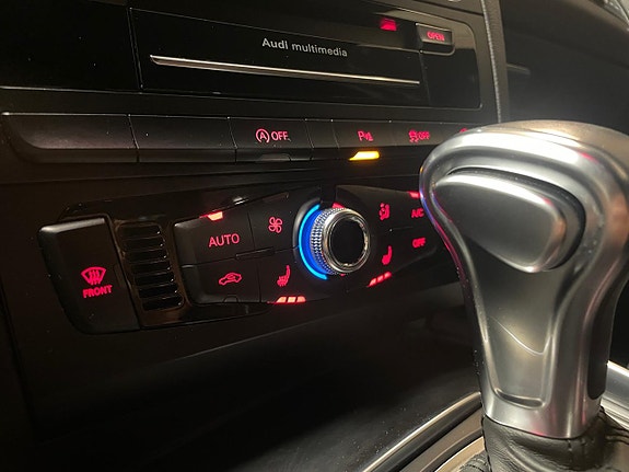 Audi Q5 12 of 24