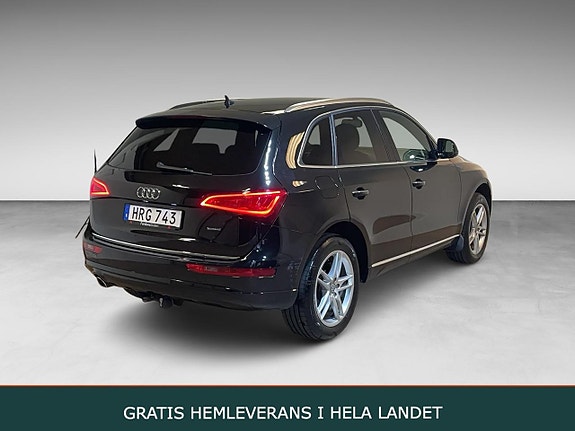 Audi Q5 2 of 24