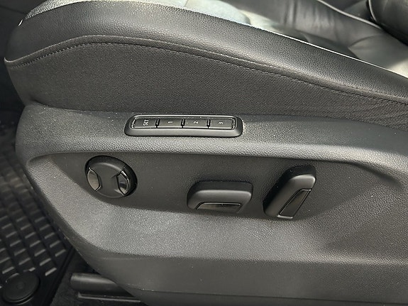 Volkswagen Tiguan Allspace 19 of 25