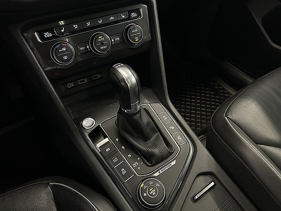 Volkswagen Tiguan Allspace 20 of 25