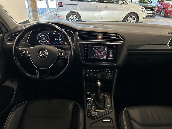 Volkswagen Tiguan Allspace 12 of 25