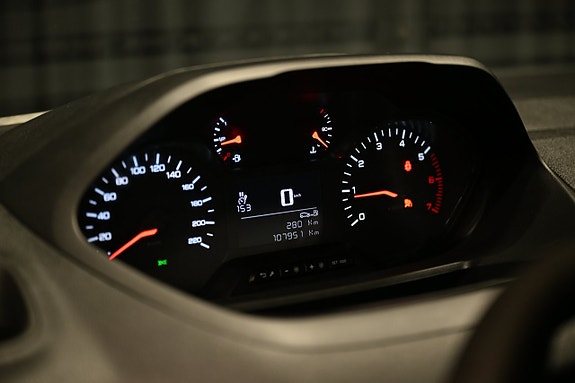 Peugeot Partner 16 of 29