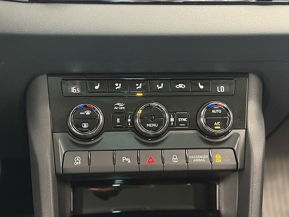 Skoda Karoq 15 of 26