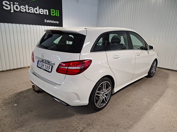 Mercedes-Benz B180 7 of 15
