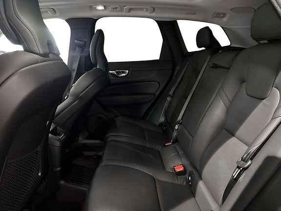 Volvo XC60 7 of 23