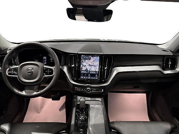 Volvo XC60 8 of 23