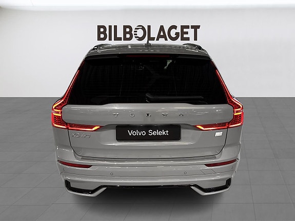 Volvo XC60 13 of 23