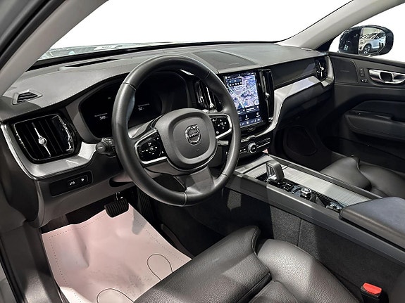 Volvo XC60 6 of 23