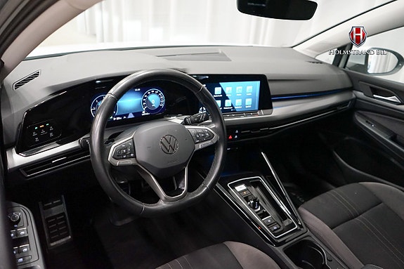 Volkswagen Golf Alltrack 8 of 23