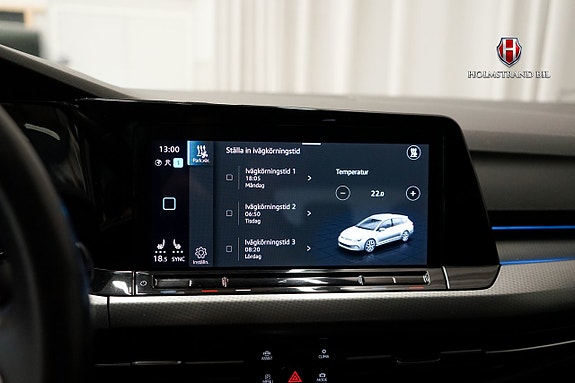 Volkswagen Golf Alltrack 16 of 23