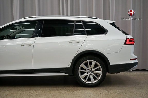 Volkswagen Golf Alltrack 7 of 23