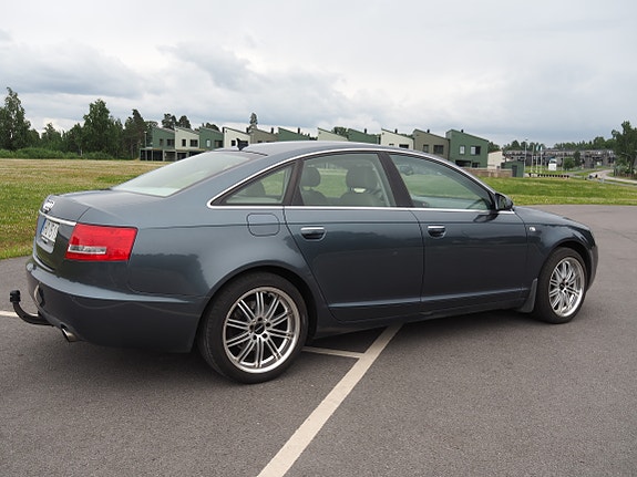 Audi A6 2 of 10