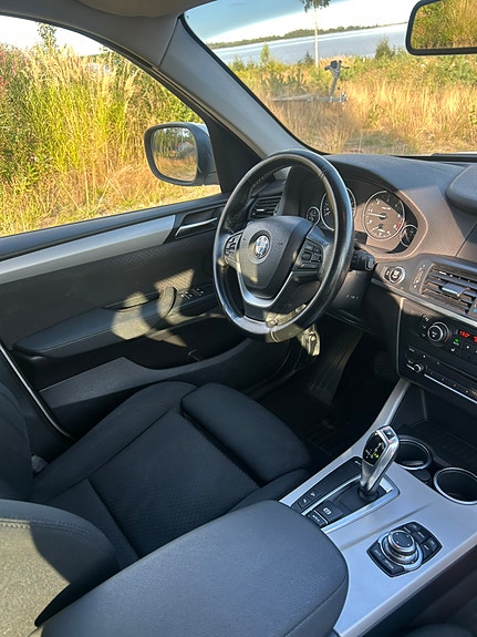 BMW X3 5 of 9