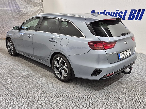 Kia Ceed 3 of 9