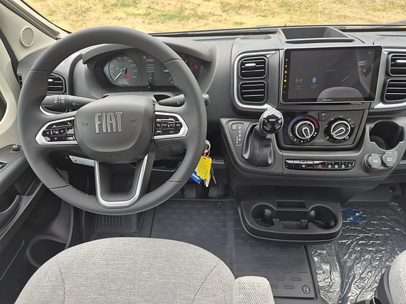 LMC CRUISER 2.0 T 750 EL 140HK Husbil aut INTRODUKTIONSERBJUDANDE 16 of 23