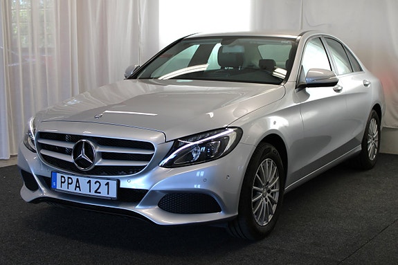 Mercedes-Benz C180 4 of 26
