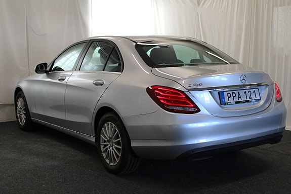 Mercedes-Benz C180 7 of 26