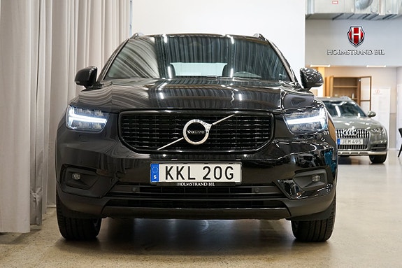 Volvo XC40 5 of 25