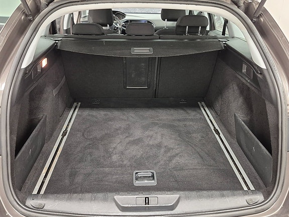 Peugeot 308 8 of 8