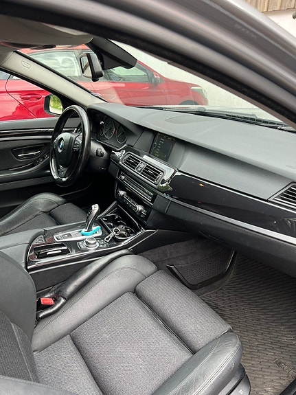 BMW 520d 14 of 18
