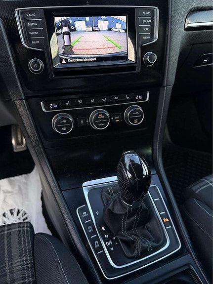 Volkswagen Golf I 18 of 24