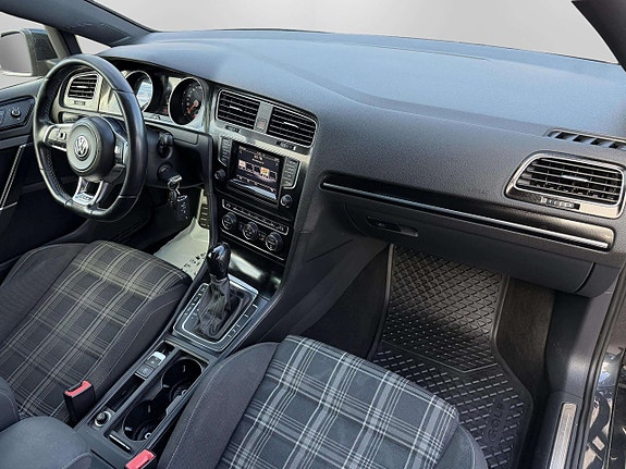 Volkswagen Golf I 23 of 24
