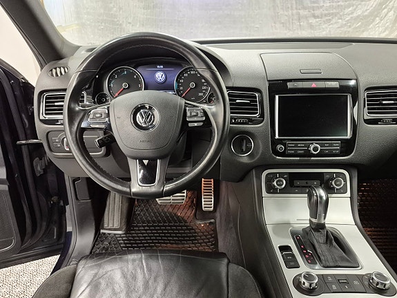 Volkswagen Touareg 6 of 7