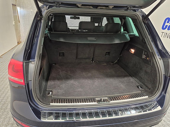 Volkswagen Touareg 7 of 7